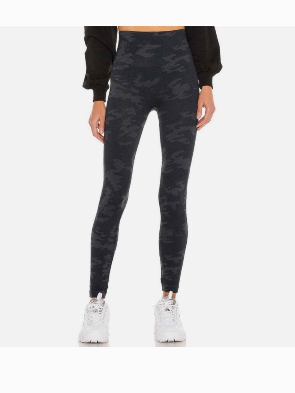 SPANX Look At Me Now‎ Camo Leggings Black Gray Medium
